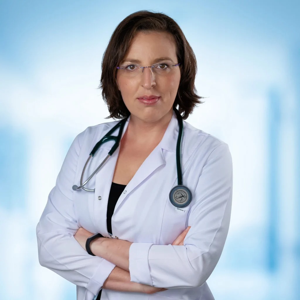 2 Dr.-Andreea-Dumitrescu