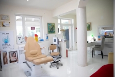 Sală de tratament DermaHealth